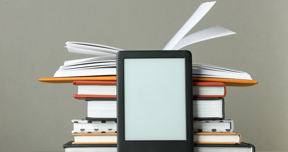 منزلة الإمام الحاكم العلمية ومؤلفاته ومصادر ترجمته